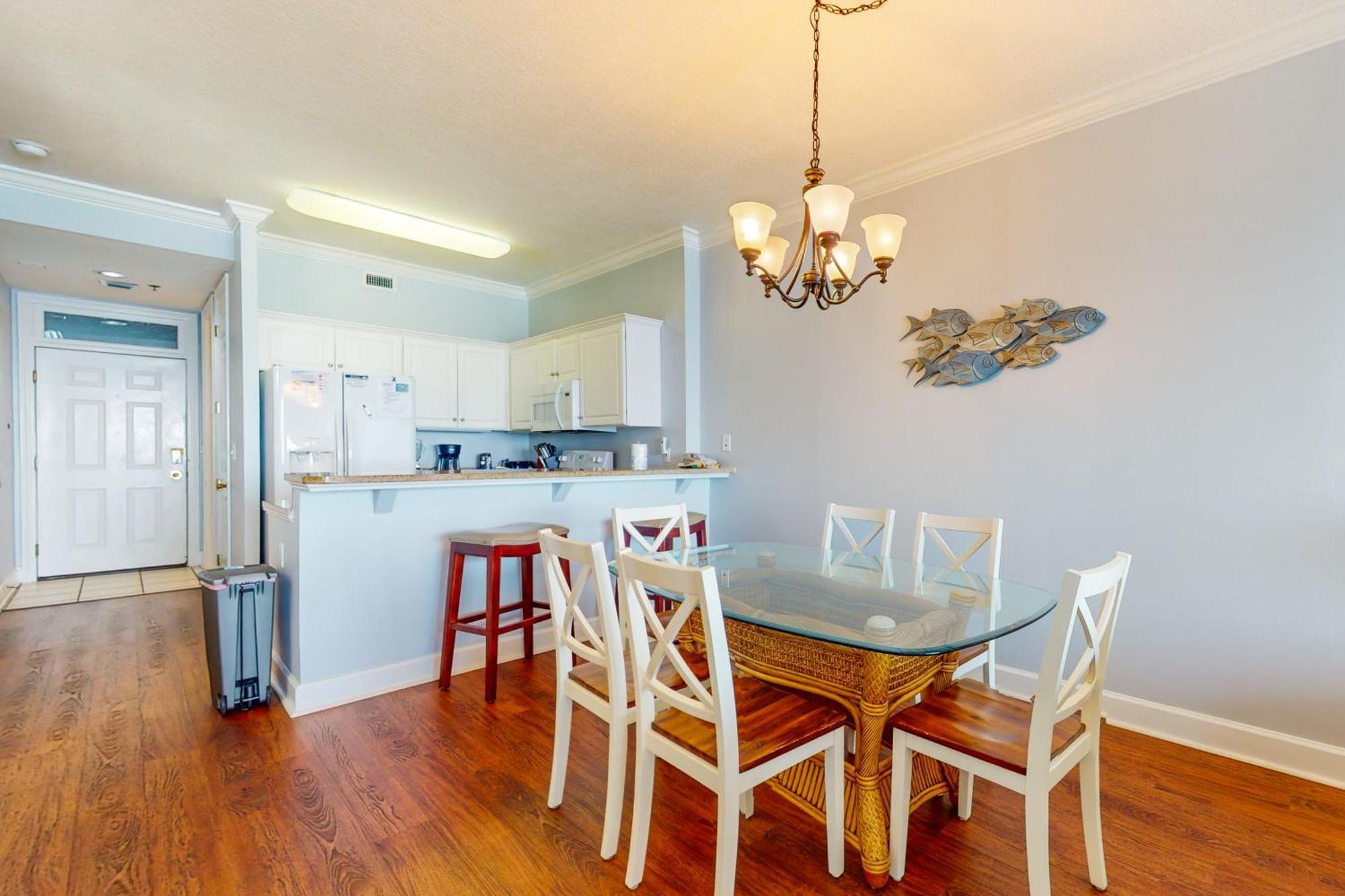 Island Royale #702 Apartment *